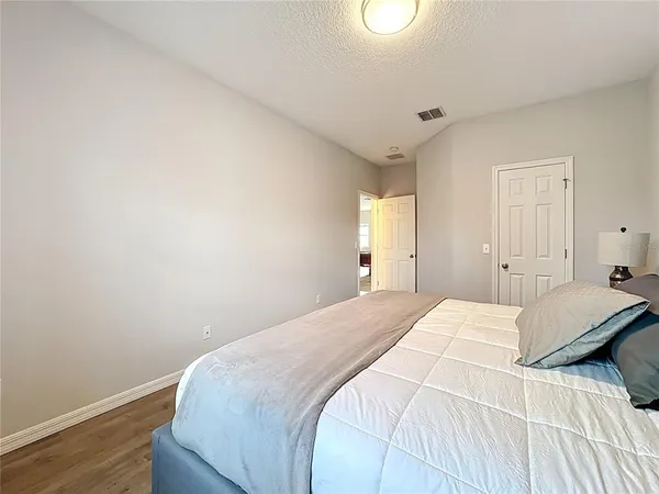 a view of a tennis court