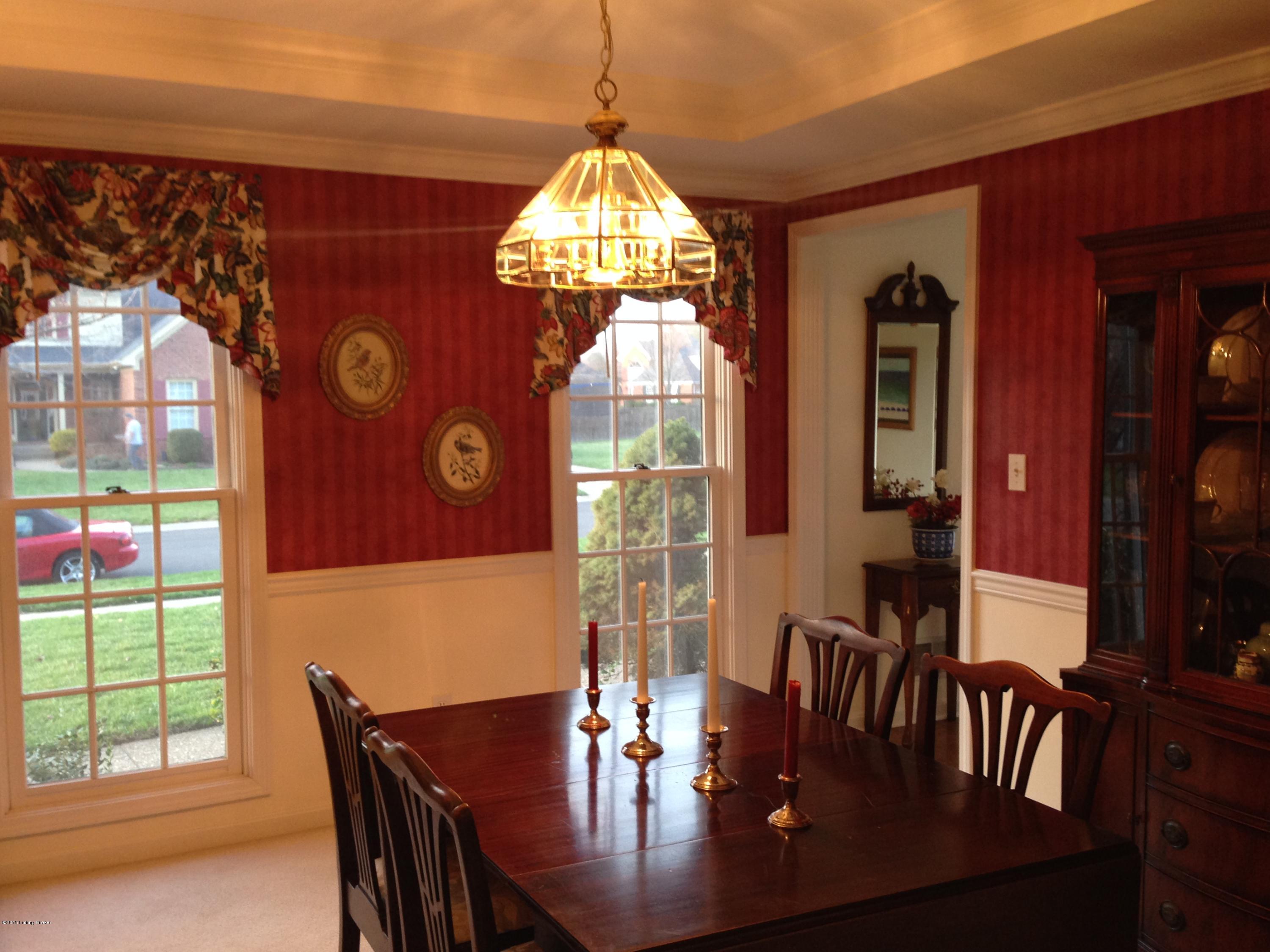 10506 Edgewater Road Louisville, KY 40223 - Photo 8 of 21 edgewater dining.JPG