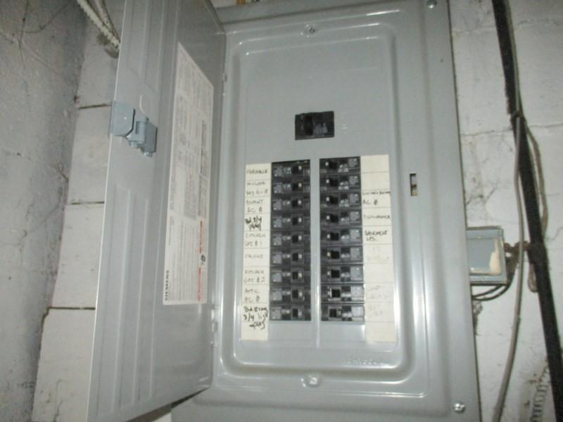 1705 North Walnut Street Ambridge, PA 15003 - Photo 10 of 30 a bathroom with a shower