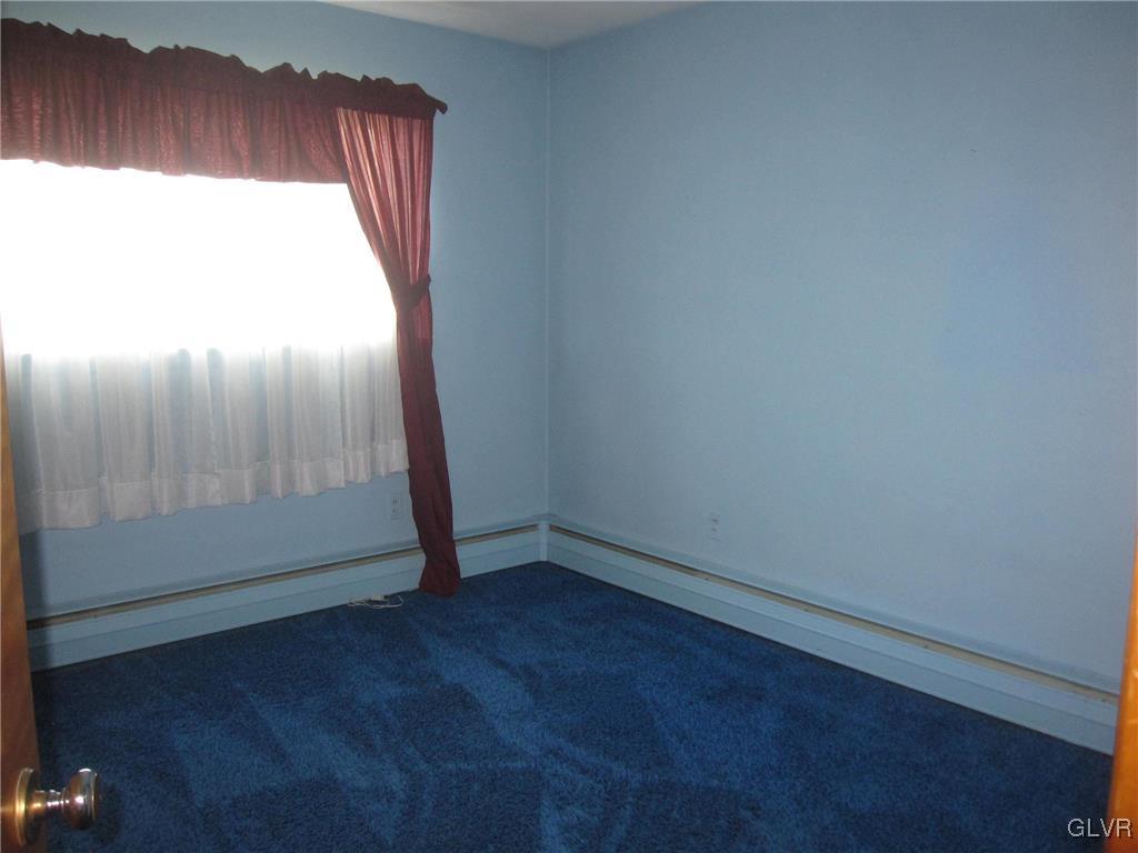 3255 Cherryville Road Northampton, PA 18067 - Photo 9 of 21 Gallery Image 9