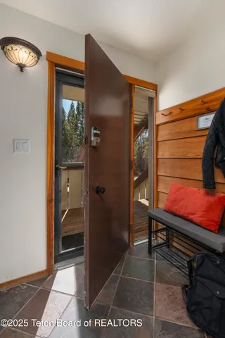 $1,350,000 | 4420 Berry Drive, Unit 3823, Wilson, WY 83014