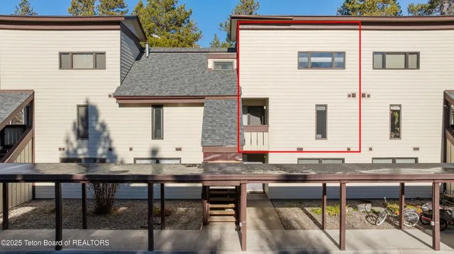 $1,350,000 | 4420 Berry Drive, Unit 3823, Wilson, WY 83014