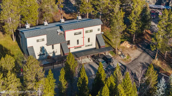 $1,350,000 | 4420 Berry Drive, Unit 3823, Wilson, WY 83014