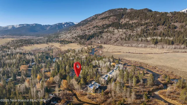 $1,350,000 | 4420 Berry Drive, Unit 3823, Wilson, WY 83014