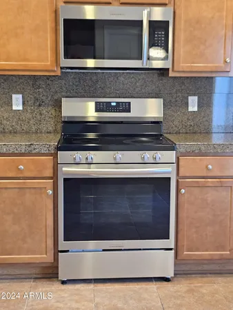 $2,450 | 6111 East Knolls Way North, Cave Creek, AZ 85331