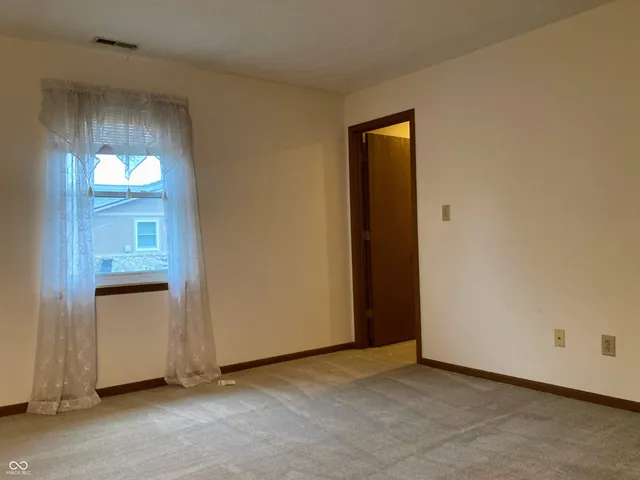 $199,900 | 1155 Paradise Court, Unit D, Greenwood, IN 46143