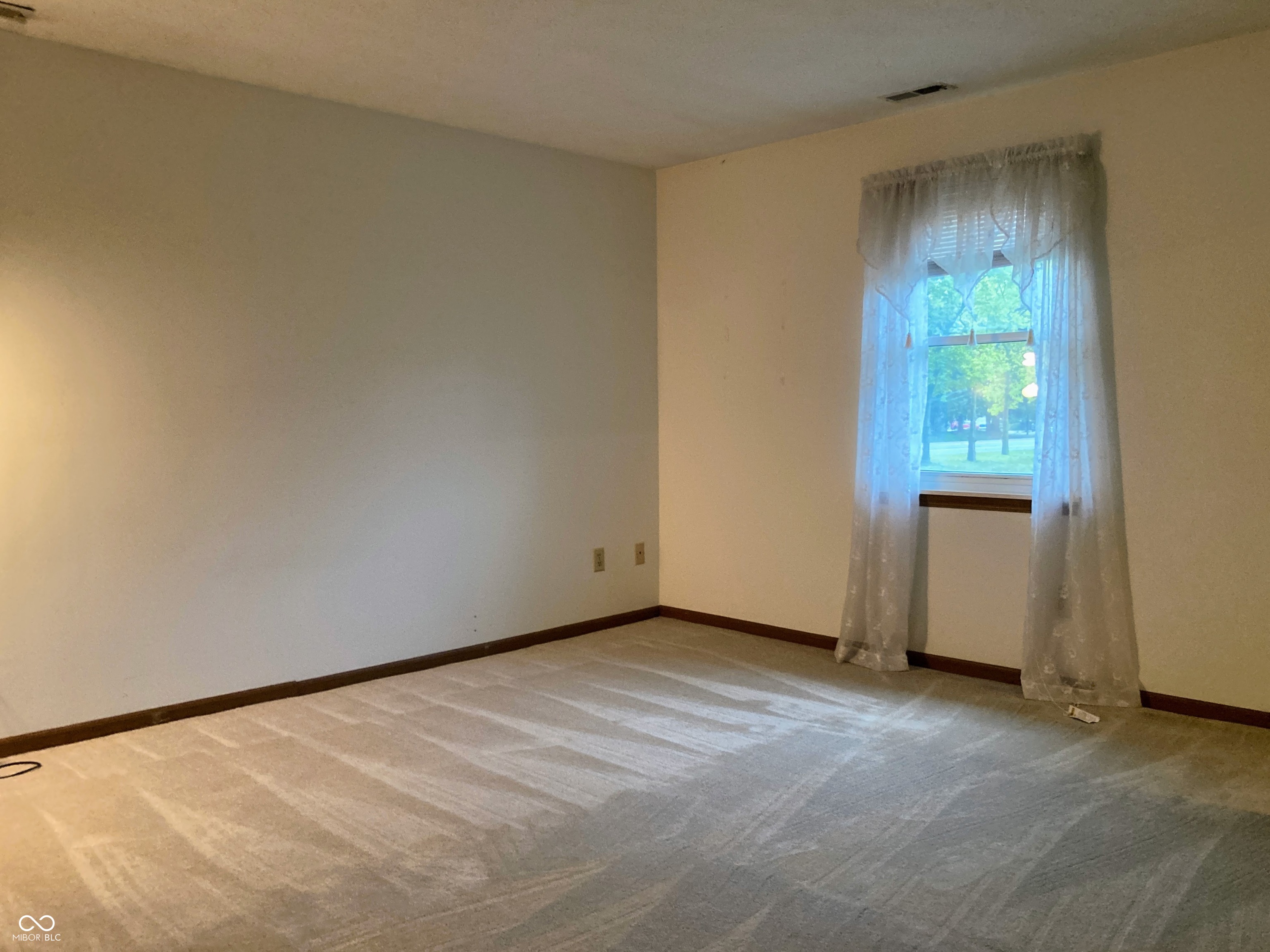 1155 Paradise Court, Unit D Greenwood, IN 46143 - Photo 16 of 23