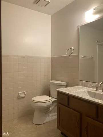 $199,900 | 1155 Paradise Court, Unit D, Greenwood, IN 46143