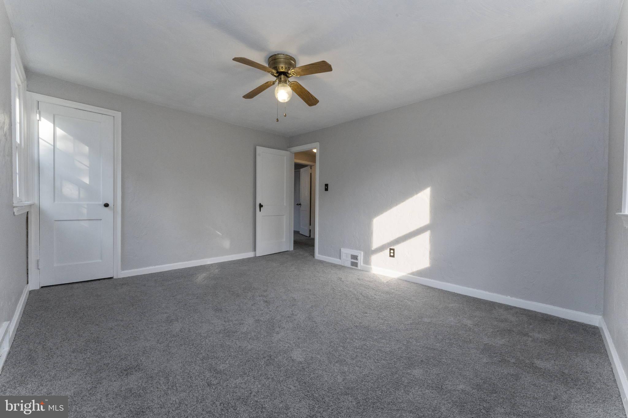 425 Hoover Road Ambler, PA 19002 - Photo 19 of 28