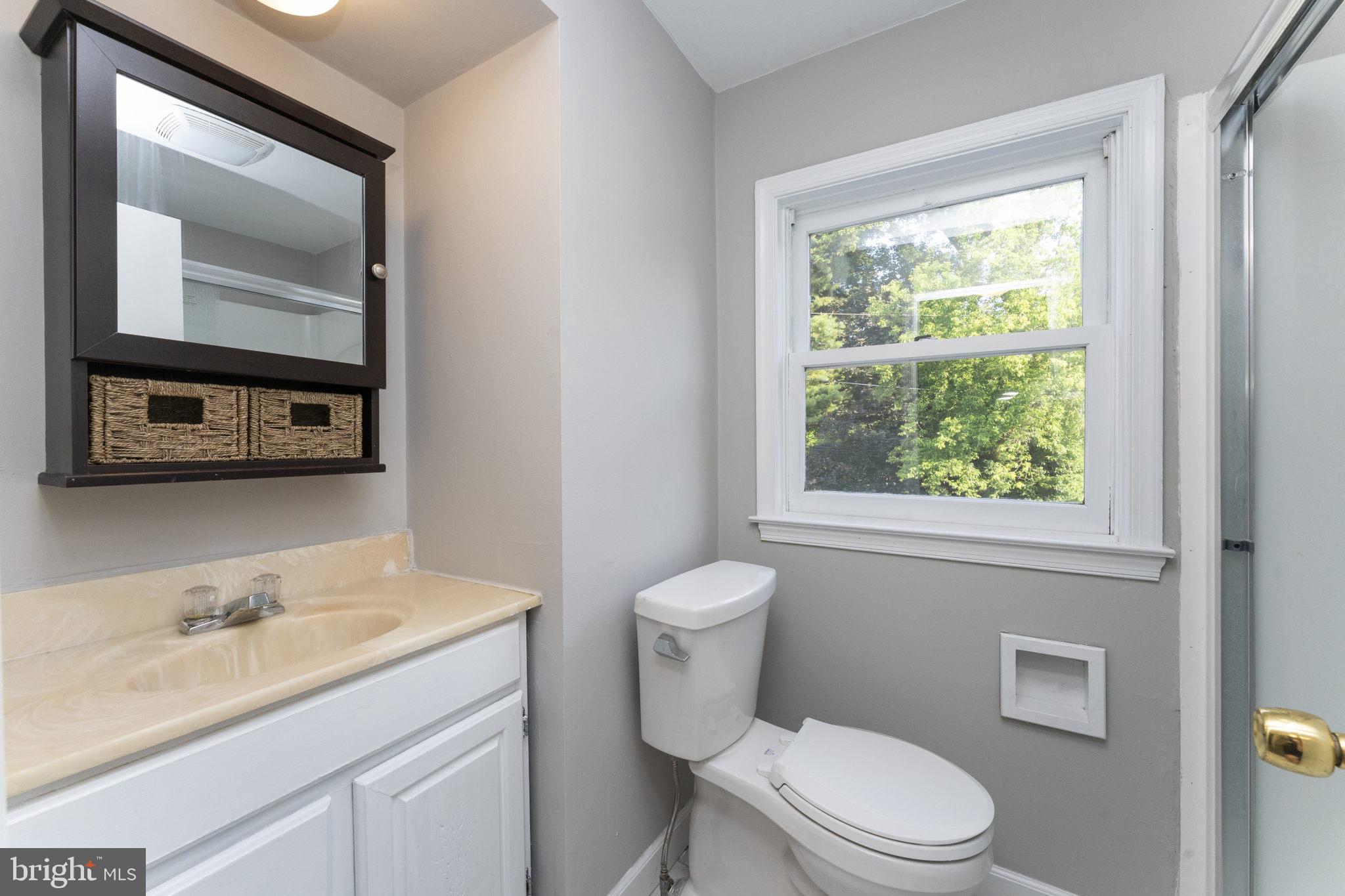 425 Hoover Road Ambler, PA 19002 - Photo 25 of 28