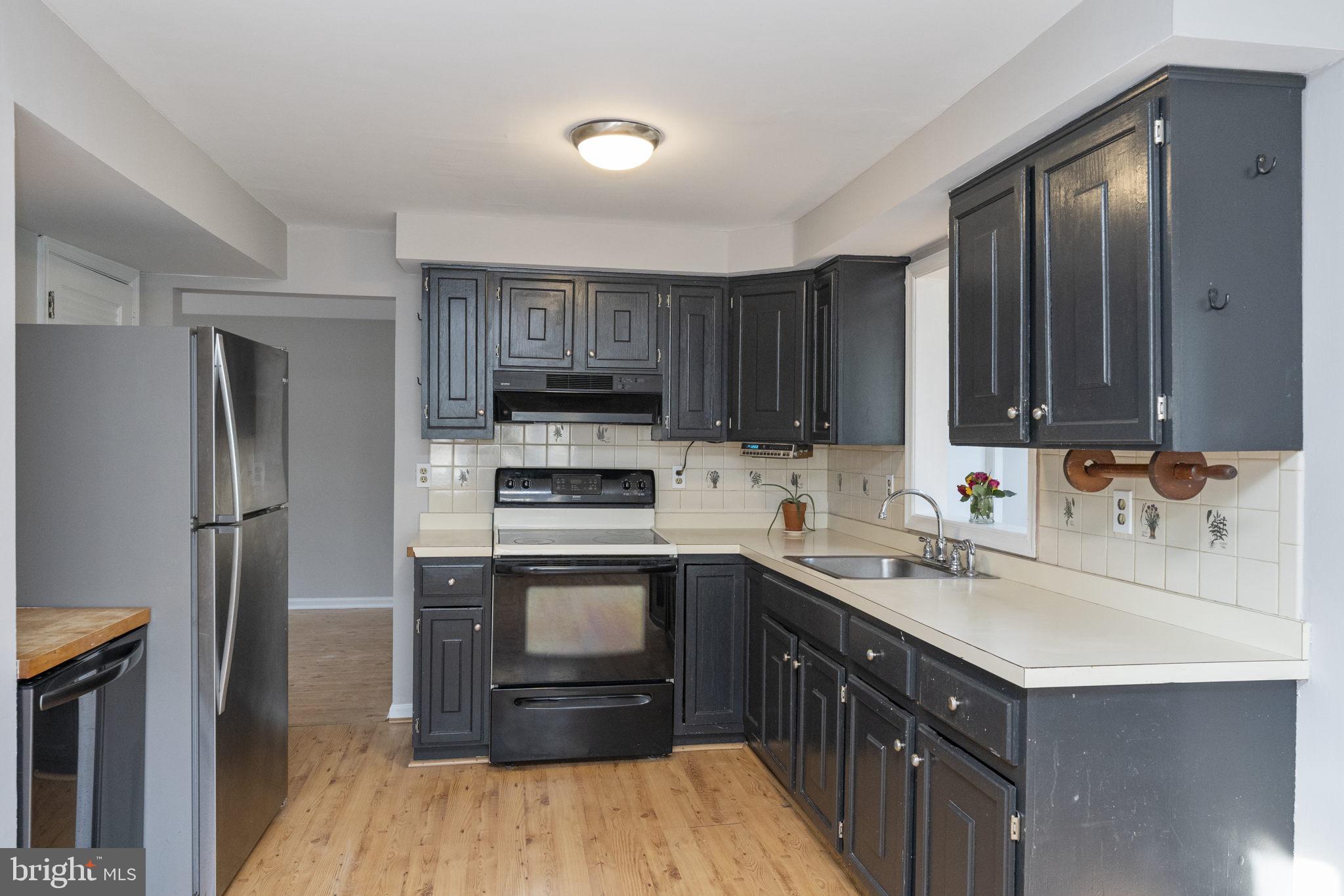 425 Hoover Road Ambler, PA 19002 - Photo 8 of 28