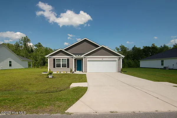 $1,950 | 419 Turp Landing Lane, Jacksonville, NC 28546