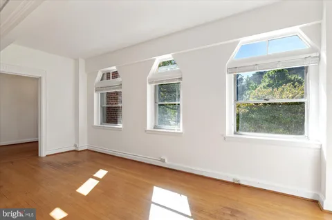 $599,000 | 3601 Connecticut Avenue Northwest, Unit 122, Washington, DC 20008