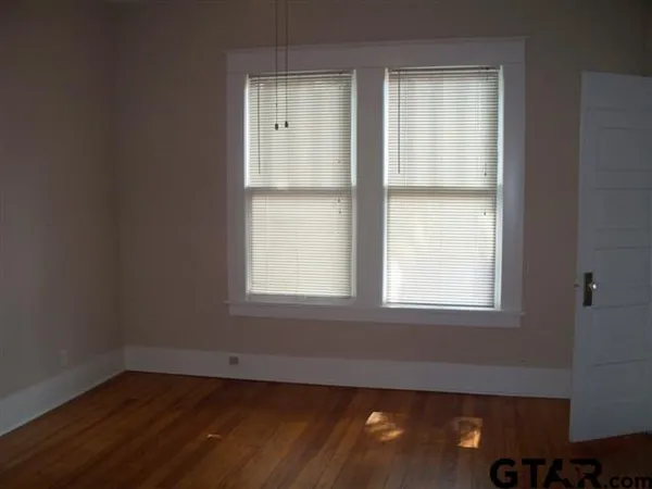 $815 | 302 West Bryan Street, Tyler, TX 75702