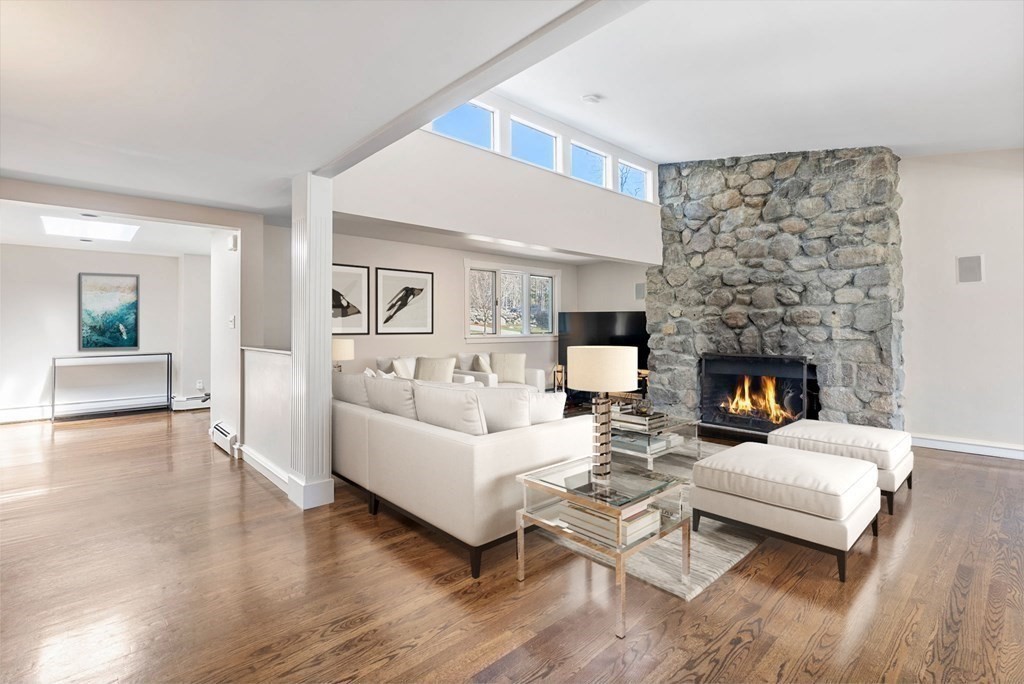 528 Glen Road Weston, MA 02493 - Photo 13 of 34 Gallery Image 13