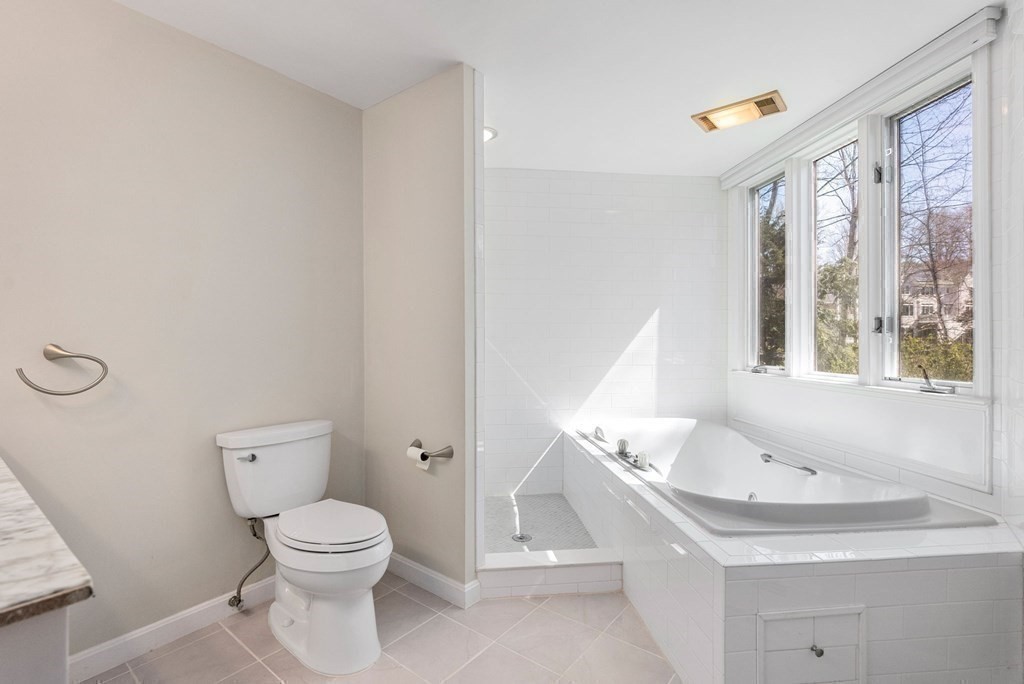 528 Glen Road Weston, MA 02493 - Photo 19 of 34 Gallery Image 19