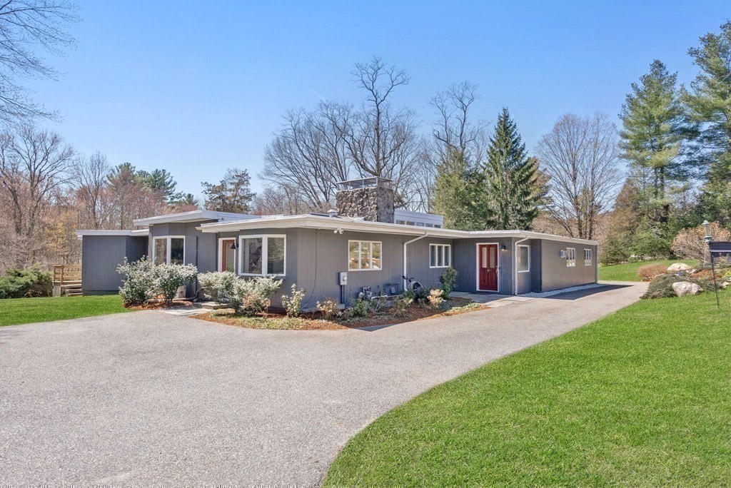 528 Glen Road Weston, MA 02493 - Photo 28 of 34 Gallery Image 28