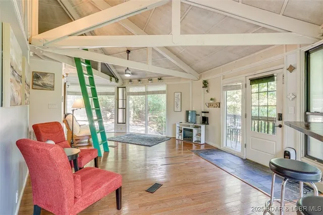 $220,000 | 189 Cornett Drive, Four Seasons, MO 65049