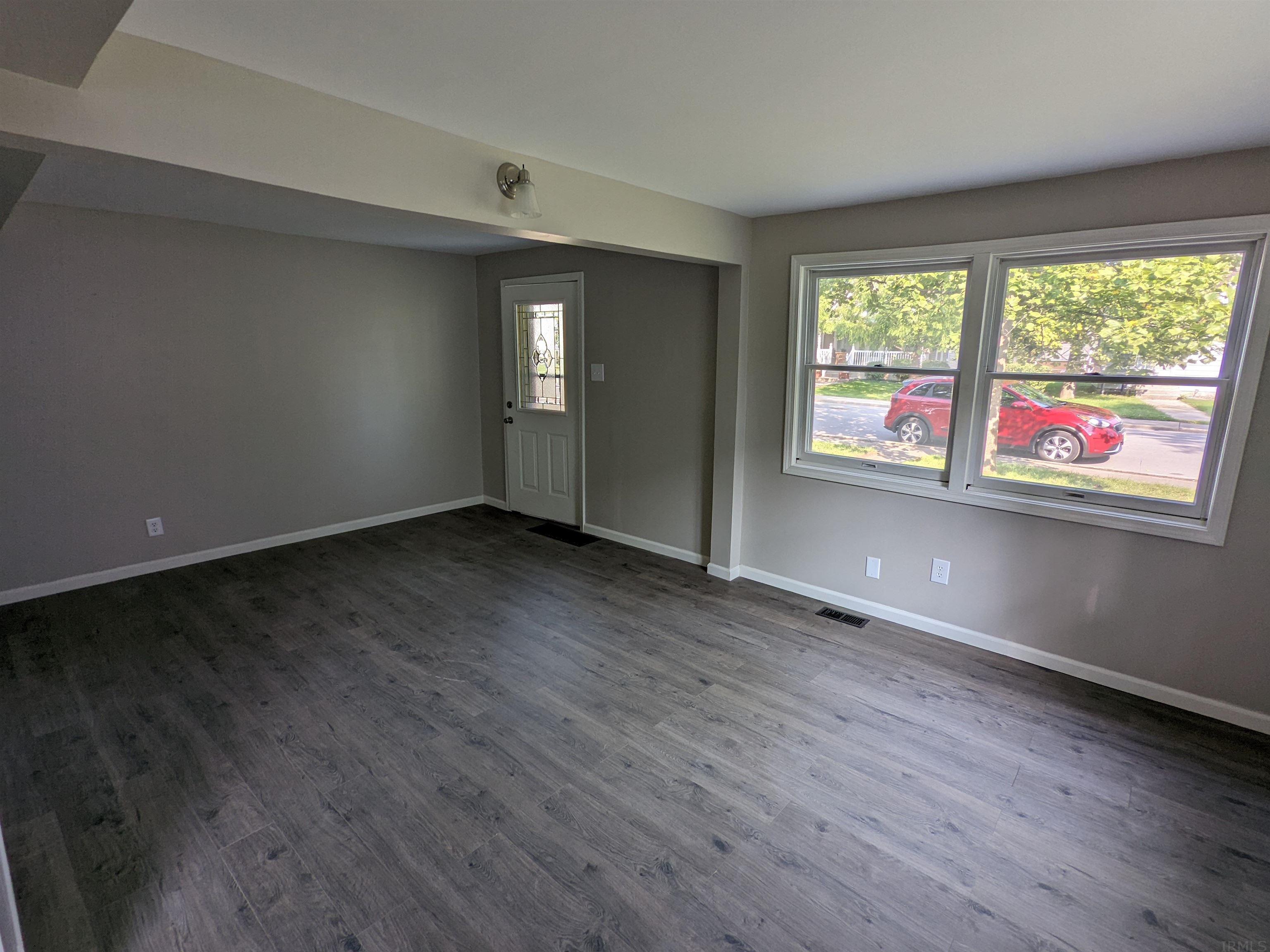 338 Line Street Decatur, IN 46733 - Photo 4 of 18
