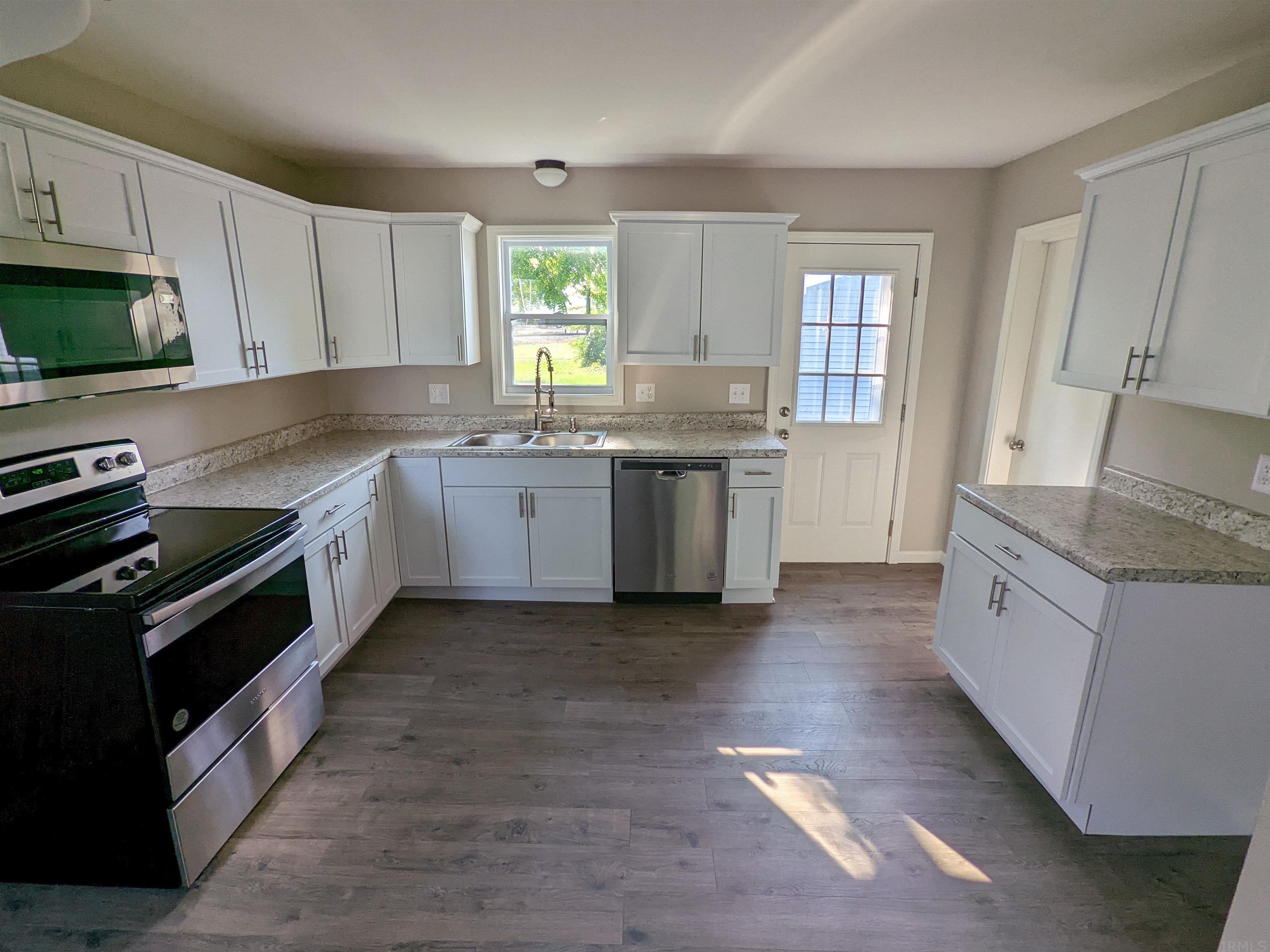 338 Line Street Decatur, IN 46733 - Photo 8 of 18