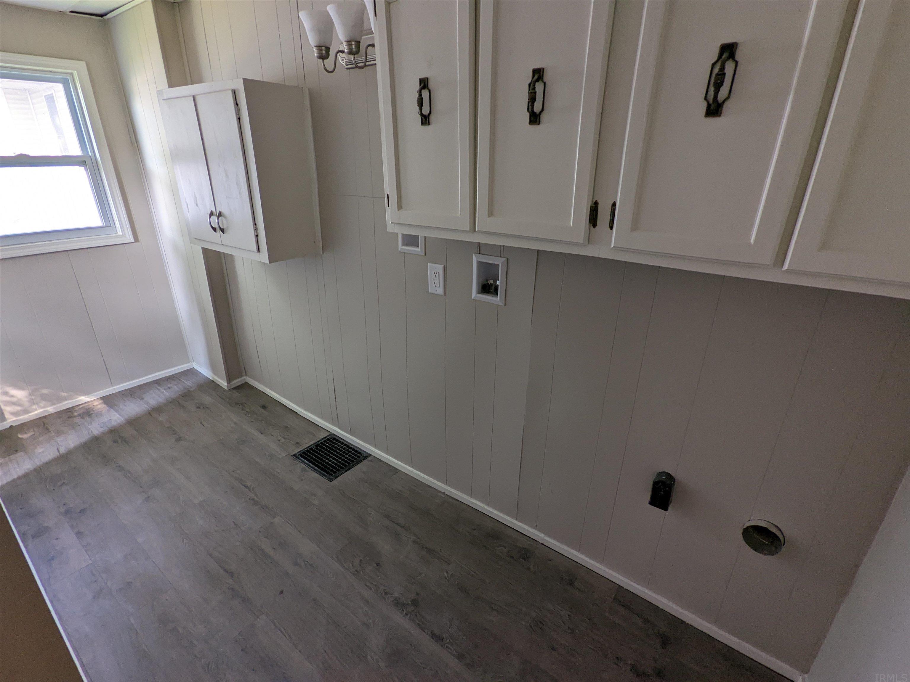 338 Line Street Decatur, IN 46733 - Photo 10 of 18