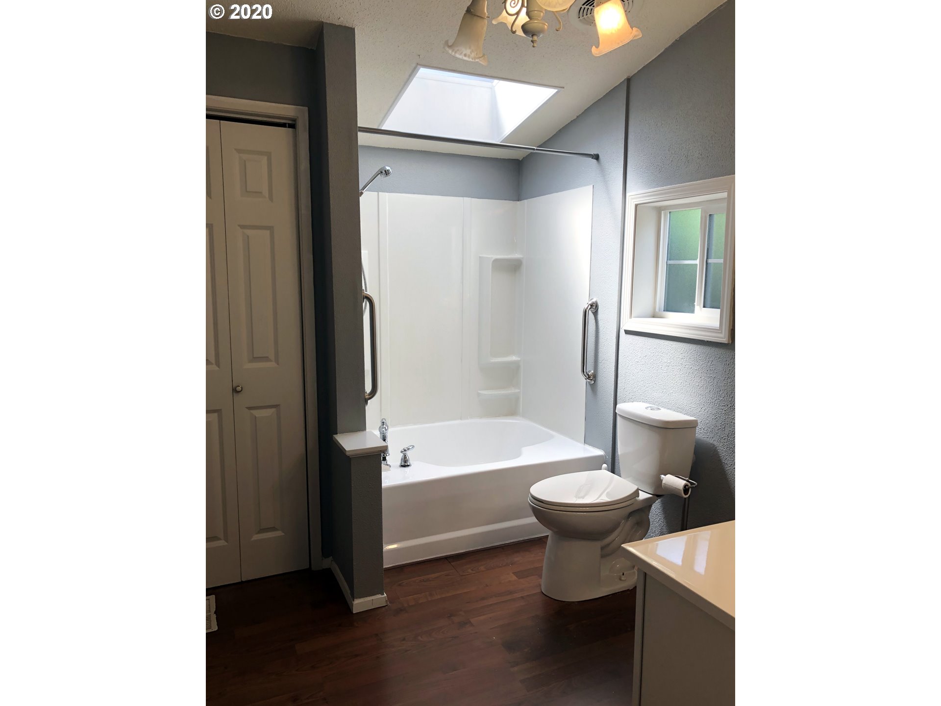 1400 Candlelight Drive, Unit 134 Eugene, OR 97402 - Photo 17 of 29