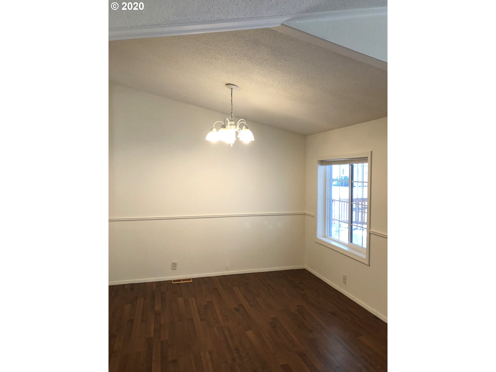 1400 Candlelight Drive, Unit 134 Eugene, OR 97402 - Photo 7 of 29