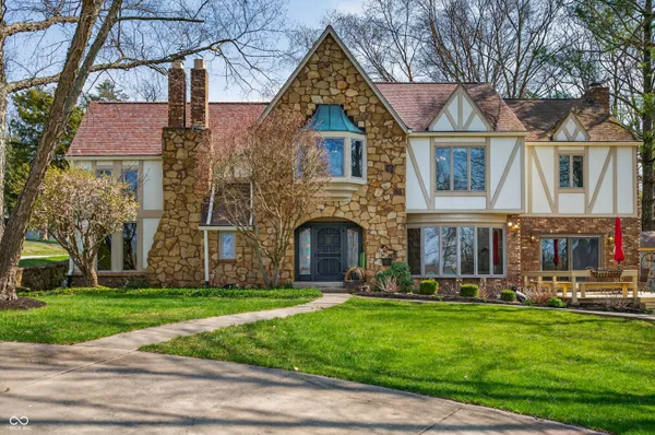 $799,000 | 995 East Skyline Drive, Brownstown, IN 47220