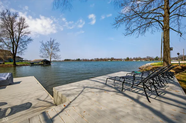 $799,000 | 995 East Skyline Drive, Brownstown, IN 47220