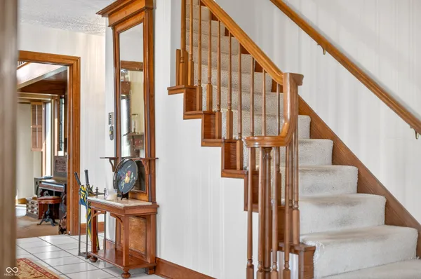 $799,000 | 995 East Skyline Drive, Brownstown, IN 47220