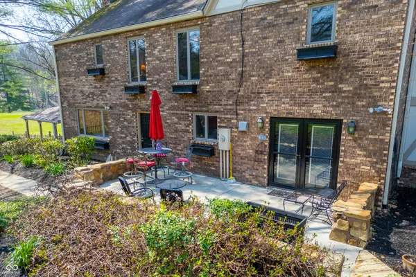 $799,000 | 995 East Skyline Drive, Brownstown, IN 47220