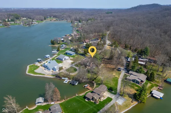 $799,000 | 995 East Skyline Drive, Brownstown, IN 47220