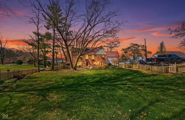 $799,000 | 995 East Skyline Drive, Brownstown, IN 47220