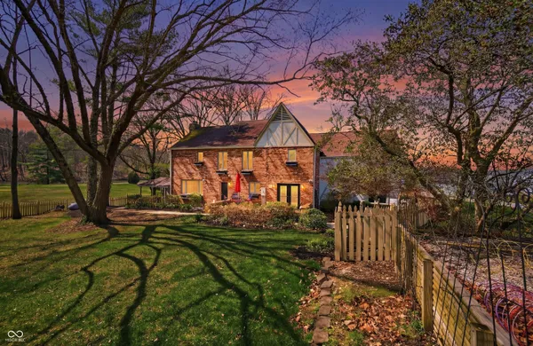 $799,000 | 995 East Skyline Drive, Brownstown, IN 47220