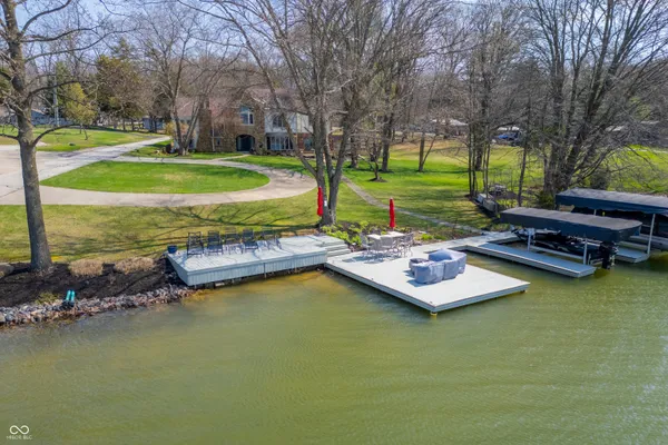 $799,000 | 995 East Skyline Drive, Brownstown, IN 47220