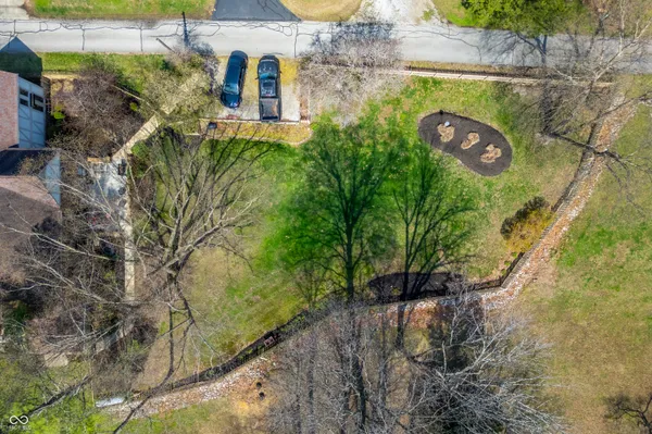 $799,000 | 995 East Skyline Drive, Brownstown, IN 47220