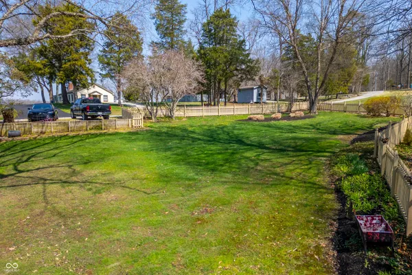 $799,000 | 995 East Skyline Drive, Brownstown, IN 47220