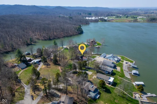 $799,000 | 995 East Skyline Drive, Brownstown, IN 47220