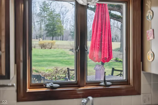 $799,000 | 995 East Skyline Drive, Brownstown, IN 47220