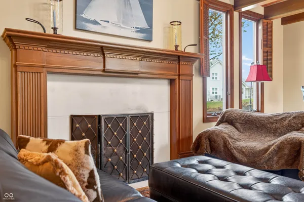 $799,000 | 995 East Skyline Drive, Brownstown, IN 47220