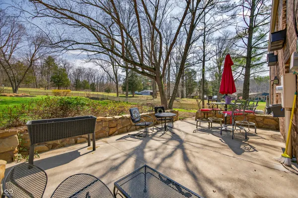 $799,000 | 995 East Skyline Drive, Brownstown, IN 47220