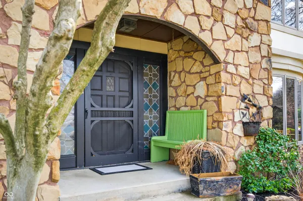 $799,000 | 995 East Skyline Drive, Brownstown, IN 47220