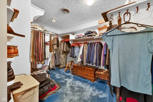 $799,000 | 995 East Skyline Drive, Brownstown, IN 47220