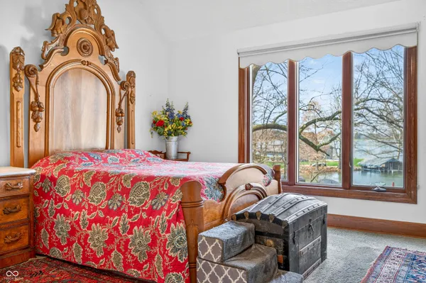 $799,000 | 995 East Skyline Drive, Brownstown, IN 47220