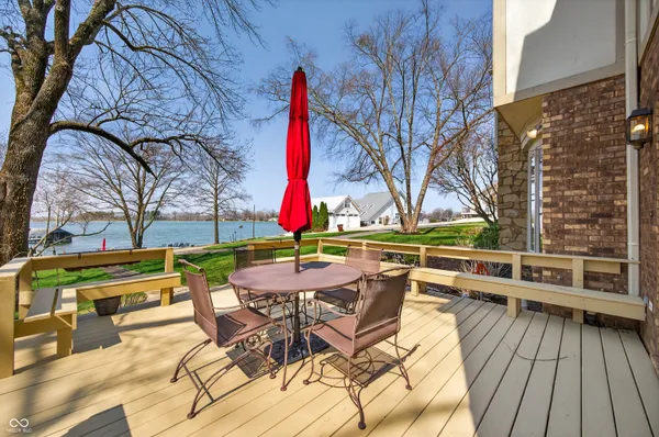 $799,000 | 995 East Skyline Drive, Brownstown, IN 47220