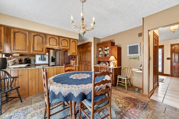 $799,000 | 995 East Skyline Drive, Brownstown, IN 47220