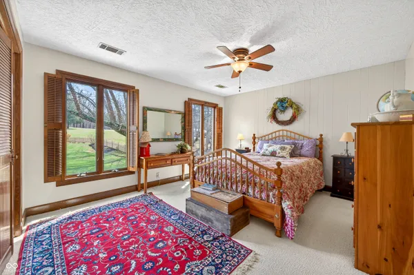 $799,000 | 995 East Skyline Drive, Brownstown, IN 47220