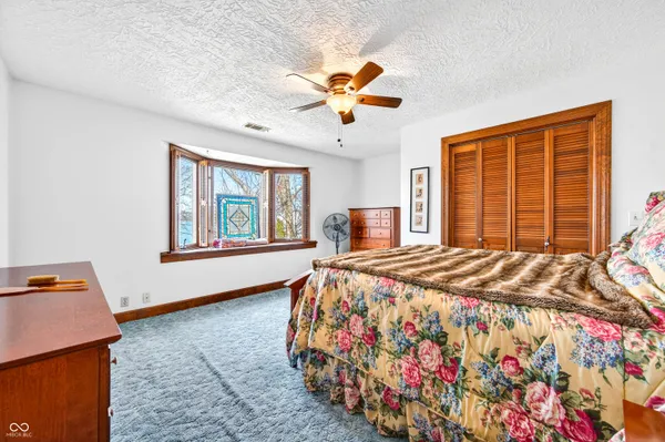 $799,000 | 995 East Skyline Drive, Brownstown, IN 47220