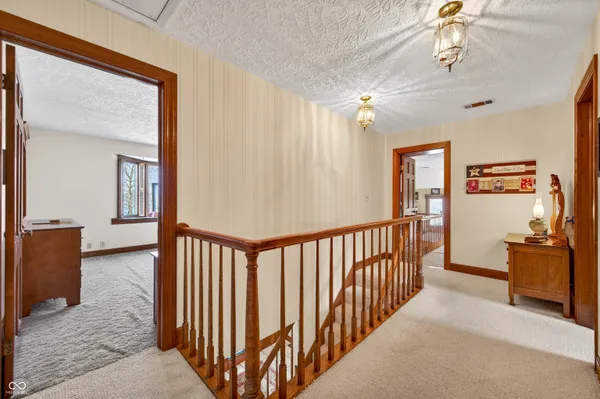 $799,000 | 995 East Skyline Drive, Brownstown, IN 47220