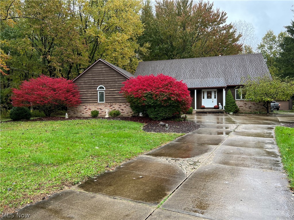 5949 Case Road North Ridgeville, OH 44039 - Photo 2 of 33